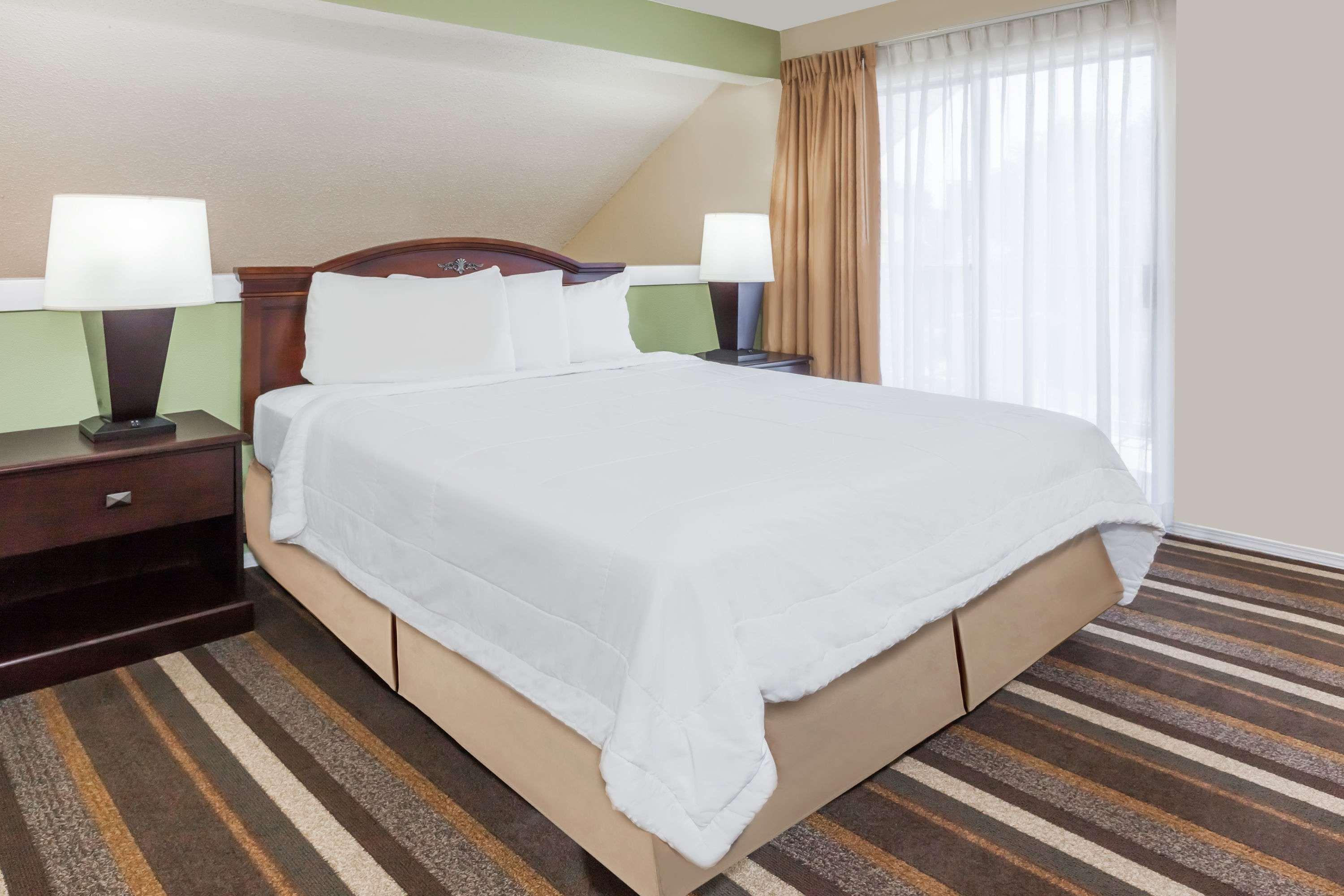 Hawthorn Suites Dallas Love Field Exterior photo